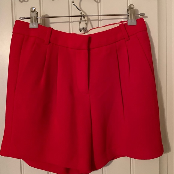 J Crew red pleated trouser shorts - Picture 1 of 3